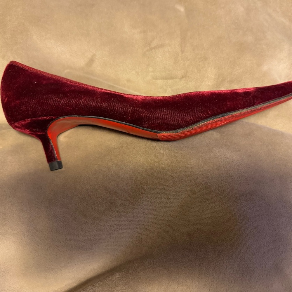Christian Louboutin Burgundy Velvet Pointed Flats - Picture 5 of 8